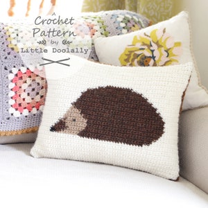 Hedgehog Cushion Crochet Pattern, Farmhouse Decor, Country Style, Intarsia Pattern, Crochet Pillow, Animal Crochet, Forest Nursery, Autumn