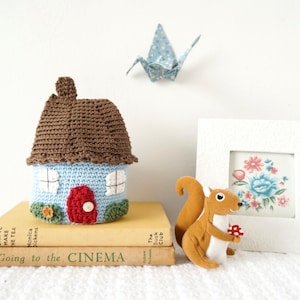 Crochet Pattern Amigurumi, Crochet House, Crochet Ornament, House Warming Gift, Crochet Gift Ideas To Make, Crochet Doll House, Crochet Home