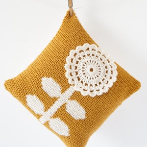 Pillow Crochet Pattern, Crochet Cushion, Patterns for Crochet, Double Knit, Mustard Pillow, Intarsia, Flower Cushion, Patterns Crochet image 2