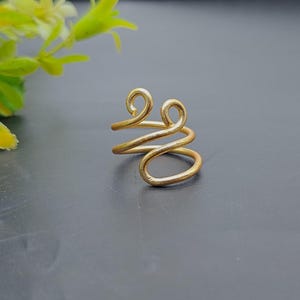 Wellenring aus 925er Sterlingsilber • Doppelt gewickelter Ring aus roségoldplattiertem Messing • Minimalistischer Bypass-Ring aus Messing • Boho-Geschenk