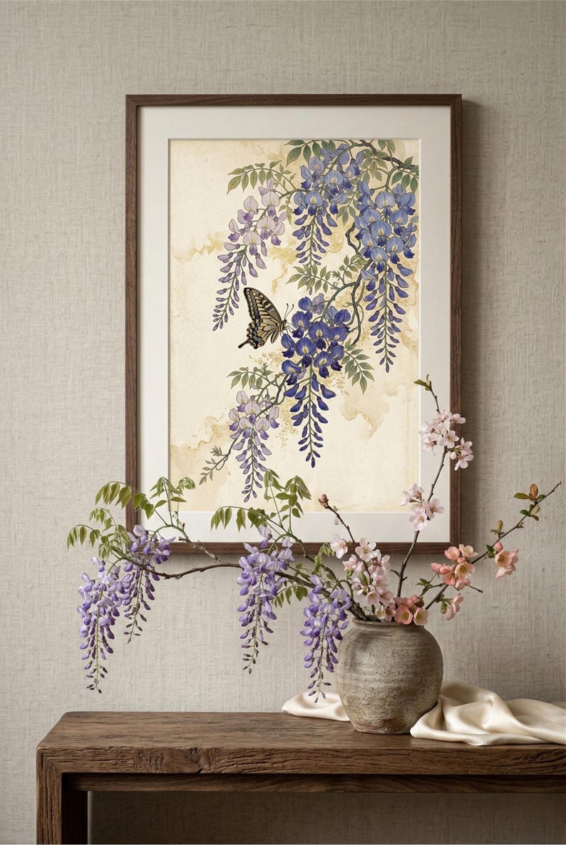 Japanische Wandkunst, Vintage-Druck mit Glyzinien und Schmetterlingen, Botanisches Blumenmuster auf Leinwand, Asiatische Blume Bild 3