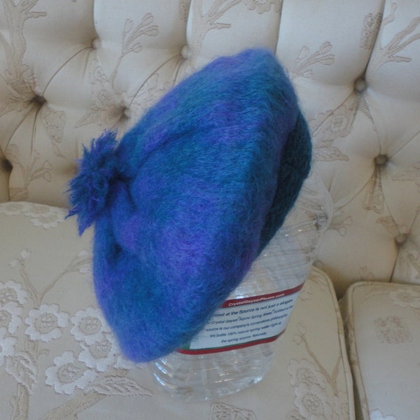 vintage Blue and Purple Mohair Wool Beret Irlande