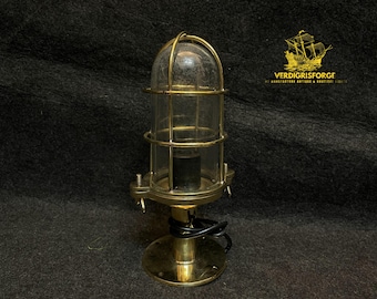 Rustic Brass Bulkhead Light – Nautical Marine Lamp – Vintage Industrial Wall & Ceiling Fixture