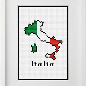 Italien Italien Karte mit Flaggenfarben Kleines Kreuzstichmuster -- Sofortiger Digitaler PDF Download!