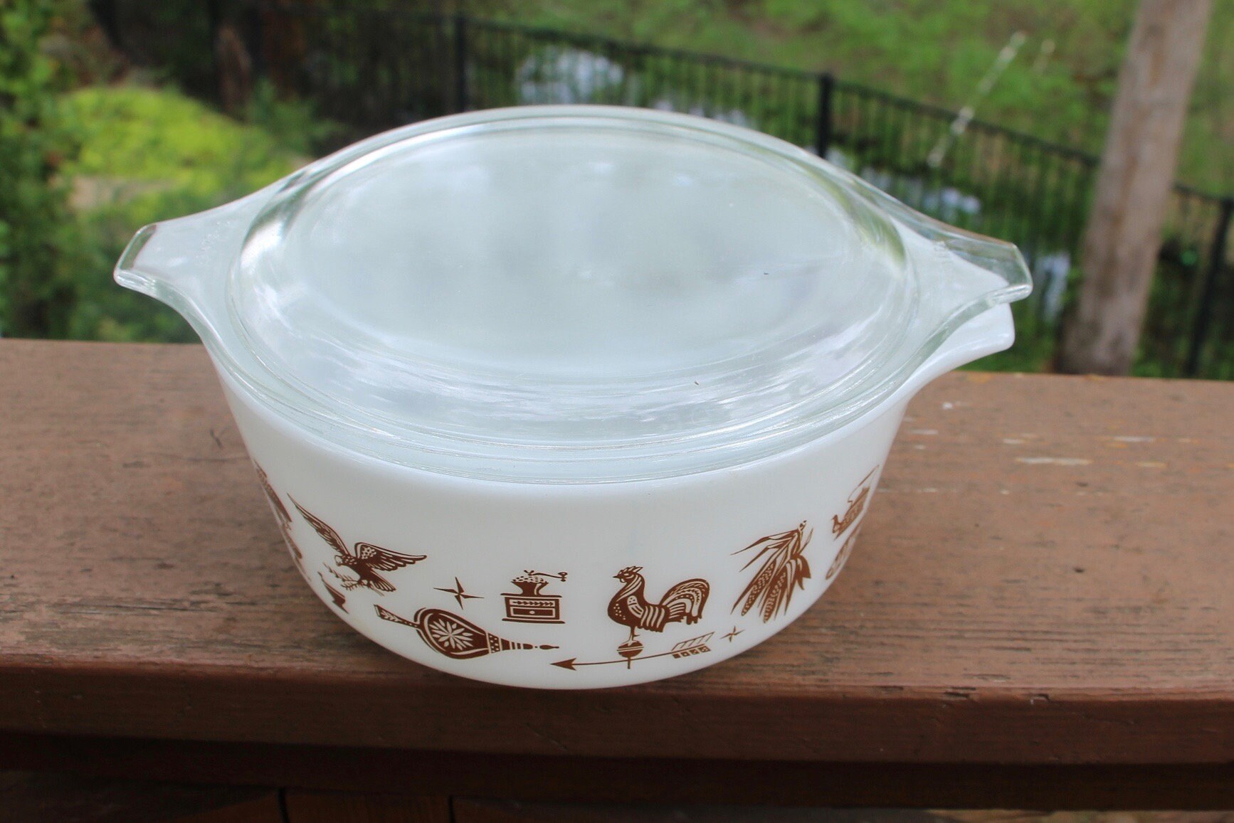 Smaller vintage Pyrex casserole dish Etsy