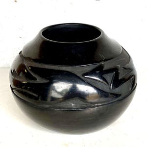 Burnished & Carved Black Avanyu Pottery Bowl, Santa Clara Pueblo, Mida Tafoya 8&quot;