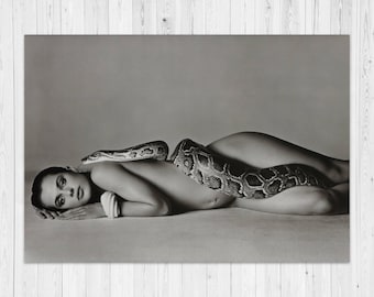 Fine Art-foto van Nastassja Kinski the Serpent | Richard Avedon-afdruk | Ingelijste of ingelijste print | HistoricPix