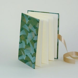 Faltbook photo LEPORELLO CHIYOGAMI Design "Saitenspiel 3"