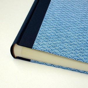 Album photo 24 x 25 cm (env. 9x10") - couverture CHIYOGAMI Design "Wellenspiel"