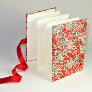 Livre photo LEPORELLO CHIYOGAMI Design « Chrysanthèmes 2 »