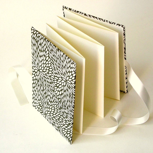 LEPORELLO Foto-Faltbuch Einband CHIYOGAMI Dekor "Reisblumen"