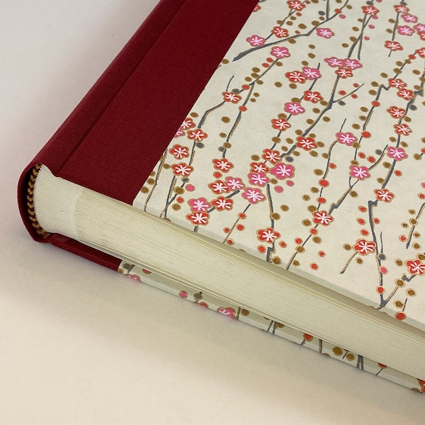 Fotoalbum 24x25 cm, 30 Blatt bzw. 60 Seiten, Einband Chiyogami Dekor "Weddingflowers"