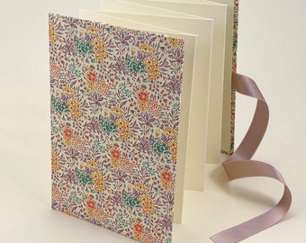 Leporello, Einband italienisches Papier Carta Varese Dekor *Sommerblume lila*