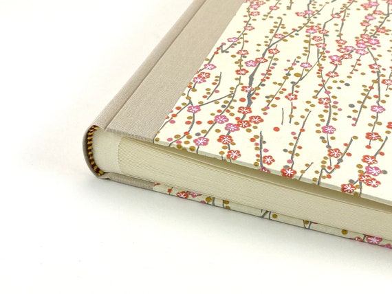 Photo Album, Scrapbook, cover Japanese CHIYOGAMI Paper - Design "Weddingflowers"