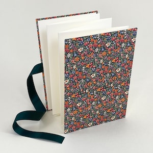 Leporello cover Italian CARTA VARESE "Blumenwiese 2"