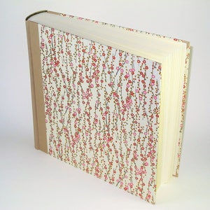 Fotoalbum 30x30 cm Einband CHIYOGAMI Dekor Weddingflowers Bild 2