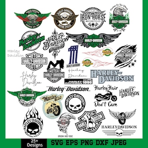 Puede incluir: Una colección de logotipos y diseños de Harley-Davidson. La imagen presenta logotipos con alas, calaveras, motocicletas y texto. La paleta de colores incluye negro, blanco, verde y rojo. La imagen también incluye el texto "25+ Designs" e información del tipo de archivo.