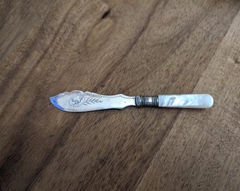 Vintage james deakin mother of pearl fish knife