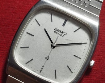 Vintage Seiko Quartz TV Square Tank Case Silver Snowflake Dial 31MM 6030 5220 Case No 000006 OCT 1980 JDM