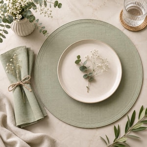 Round Linen Placemats Set, Linen Placemats with Napkins, Farmhouse Table Decor, Rustic Table Setting, Wedding Dining Decor
