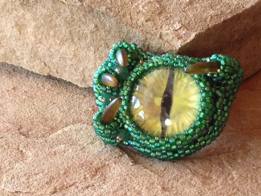 Green Dragon Eye Held by Claws Dragon Brooch Festival Wear Etsy España
