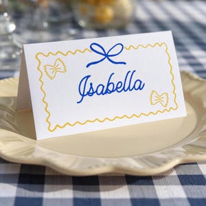 Plantilla de tarjeta de lugar para fiesta de pasta, decoración de mesa para fiesta italiana, tarjeta de asiento de verano mediterránea de moda, etiqueta de nombre para cena de espaguetis