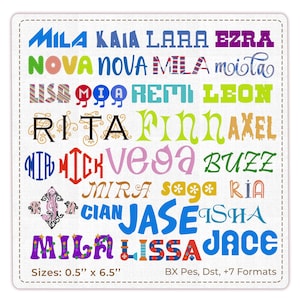 Könnte beinhalten: Ein weißes Quadrat mit verschiedenen Namen in unterschiedlichen Schriftarten und Farben. Namen wie Mila, Ezra, Nova, Remi, Leon, Rita, Finn, Axel, Nick, Vega, Buzz, Mira, Saga, Ria, Cian, Jase, Tasha, Lissa und Jace sind enthalten. Der Text "Größen: 1,3 cm x 16,5 cm" steht unten.