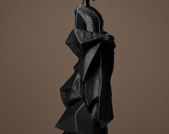 Statue Geisha Minimaliste – Sculpture Japonaise Moderne en Impression 3D – Décoration Zen et Élégante – Style Origami