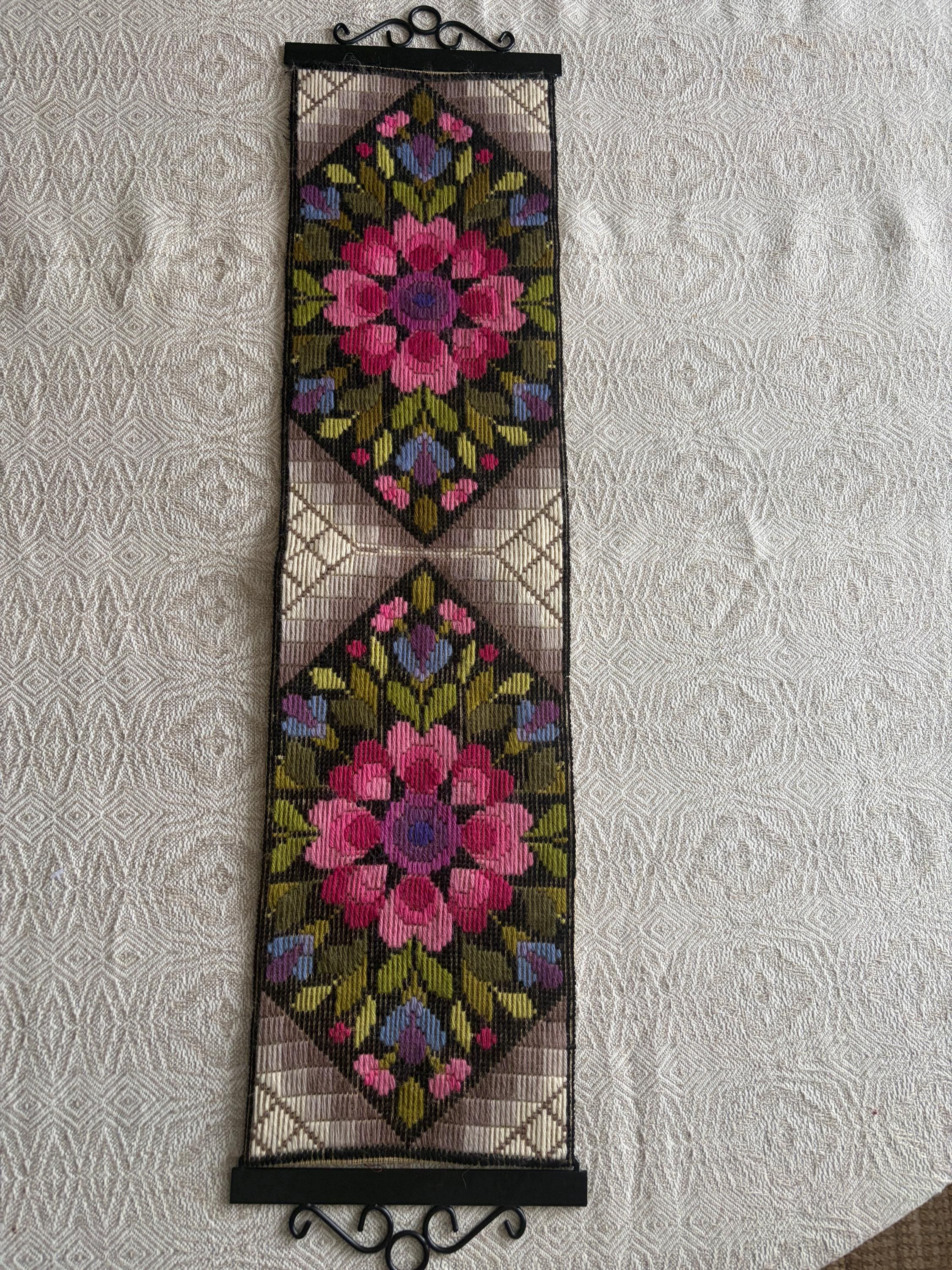 Vintage Swedish Yllebroderi Wall Hanging – Hand Embroidered Wool