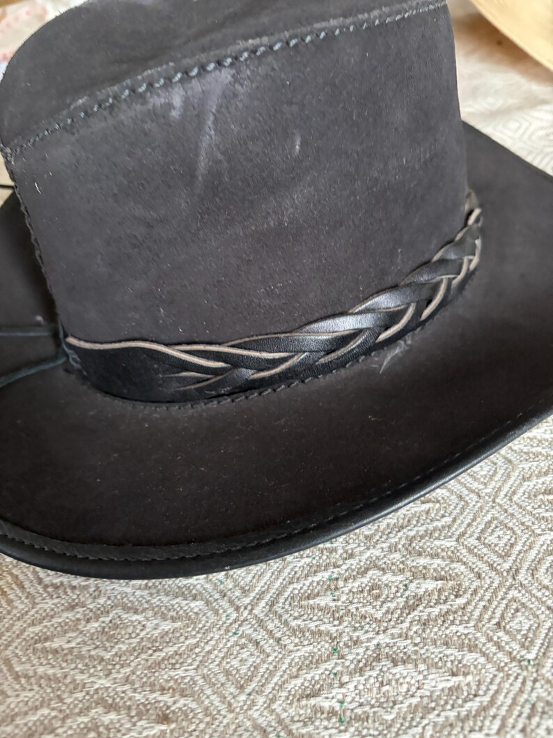 Handmade Leather Cowboy Hat – Birgils Modeateljé Kristianstad Sweden, Bogle Outback Hat, Western Leather Hat M/L (56–57 cm) image 5