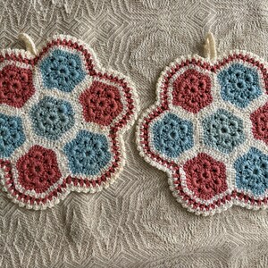 Vintage Crochet Topflappen - Grandma Square Hot Pads, schwedisches Retro Dekor