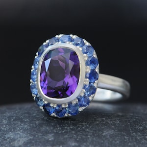 Grote paarse amethist halo-ring met blauwe saffieren, cadeau voor haar paarse edelsteenring