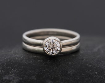 Diamond Engagement Ring in Platinum with Matching Wedding Band, Diamond Platinum Wedding Set