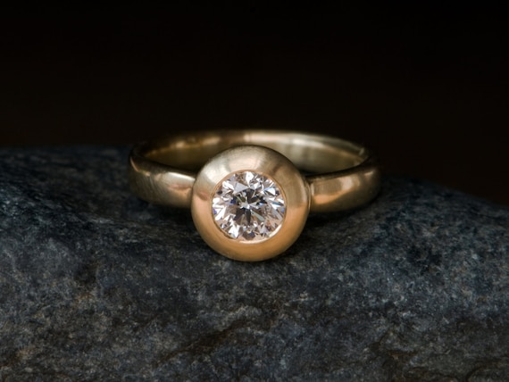Diamond Engagement Ring Medieval Design Engagement Ring 18k Gold Engagement Ring Diamond Solitaire Ring in 18k Yellow Gold Ring