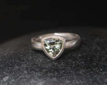 Green Amethyst Trillion Ring in Silver, Triangular Green Gemstone Ring