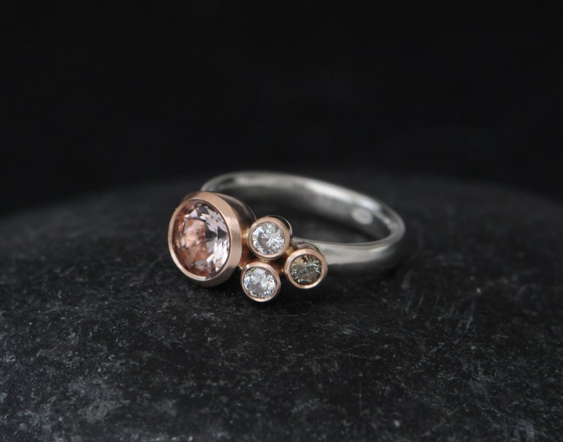 Gift For Her, Morganite Engagement Ring with Diamonds and Sapphire, 9K Rose Gold Cluster Ring 画像 3