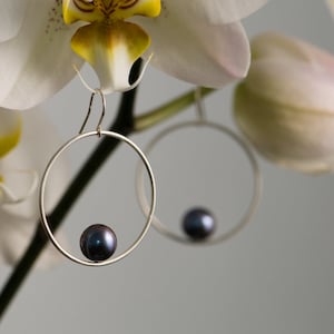 Black Pearl Hoop Earrings, Silver Hoops, Gift For Her