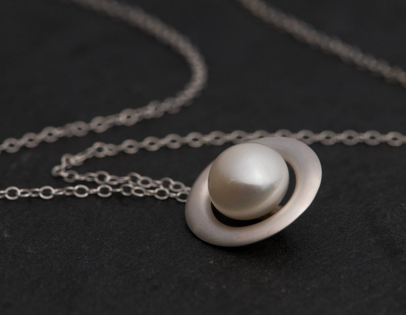 Collier de perles blanches en argent, cadeau pour elle, pendentif perle des mers du Sud image 1