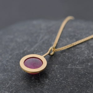 Ruby Cabochon Gold Necklace Ruby Necklace in 18k Gold image 3