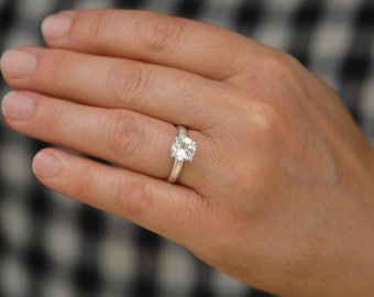 Claw Set White Topaz Ring in Sterling Silver, Size 6.75 Ready to Ship