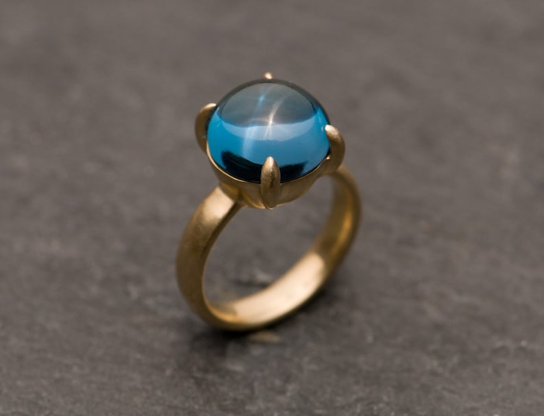 Blue Topaz Cab Ring in 9K Gold, Blue Gem Statement Ring, Gift For Her image 1