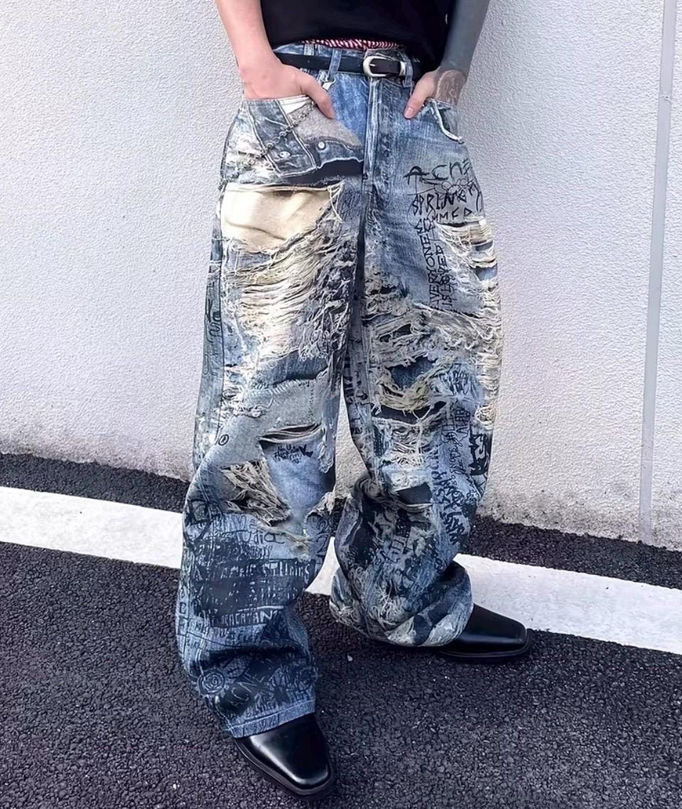 Y2K Graffiti Script Baggy Jeans – Destroyed 