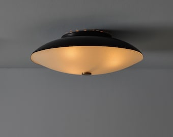 1950年代ミッドセンチュリー真鍮製シーリングライト彫刻マウント器具3灯オパールガラスモダン真鍮ペンダントスプートニクシーリングフラッシュマウント