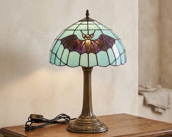 Lámpara de mesa Tiffany con forma de murciélago / Lámpara de escritorio de vidrieras / Lámpara de mesita de noche de estilo vintage / Iluminación única para la decoración del hogar