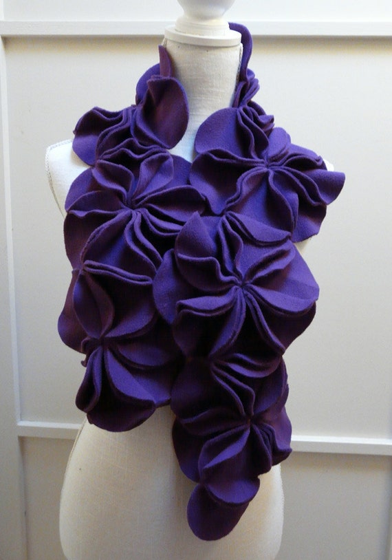 rosette scarf
