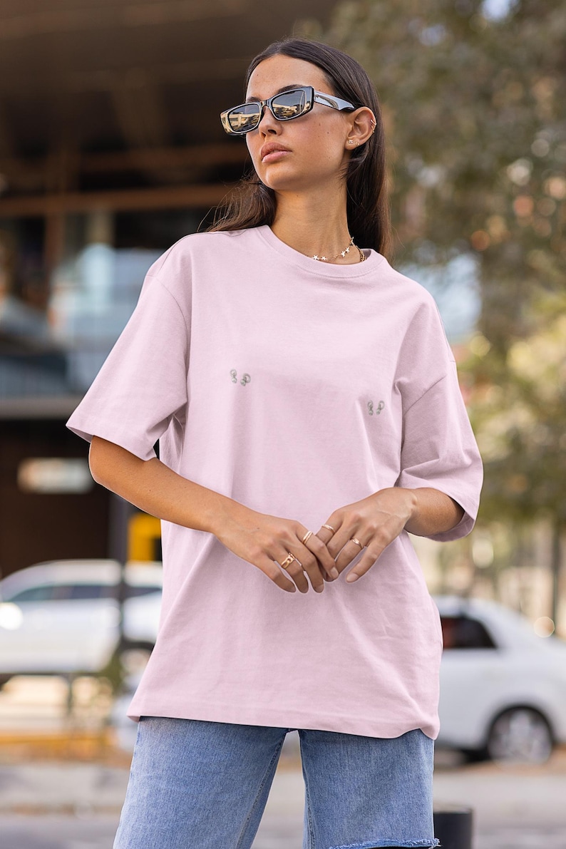 Minimal Piercing Print Tee | image 4