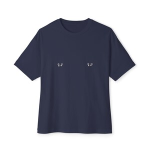 Minimal Piercing Print Tee | image 13