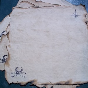 Carte au trésor, à remplir vous-même, carte au trésor vierge, papier vieilli, tête de mort, bords brûlés, authentique, amusant pour les enfants