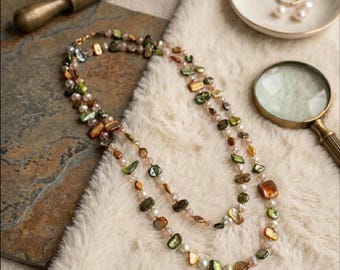 Handgjort boho halsband med natursten, dubbelt lager kristallpärlhalsband för kvinnor, vintage oregelbunden ädelsten lång tröja halslös