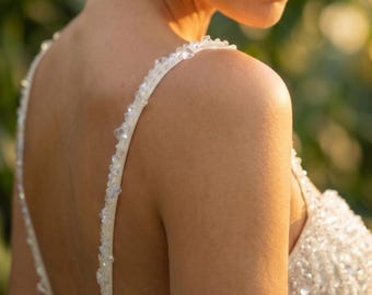 Tirantes de novia de satén color marfil claro con cuentas de cristal, hechos a mano, accesorio para coser en el vestido de novia (15-25 pulgadas)